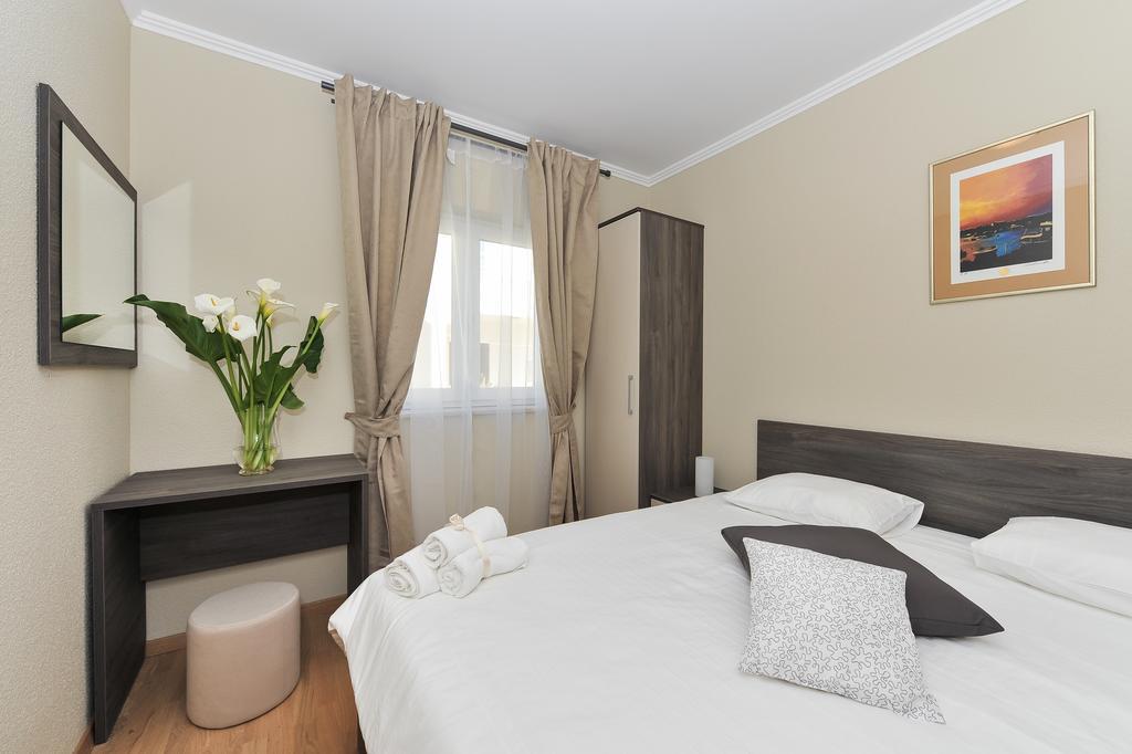Apartmani Perić Meka Draga Obrovac Zewnętrze zdjęcie